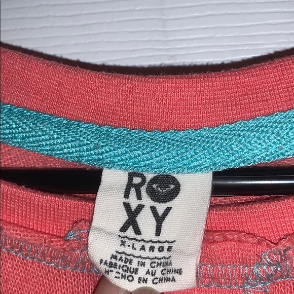 Roxy top - Picture 2 of 3